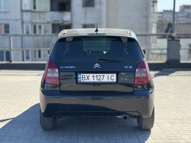 Черный Ситроен С2, объемом двигателя 1.4 л и пробегом 328 тыс. км за 3000 $, фото 7 на Automoto.ua