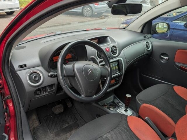 Красный Ситроен С2, объемом двигателя 1.4 л и пробегом 194 тыс. км за 3900 $, фото 6 на Automoto.ua