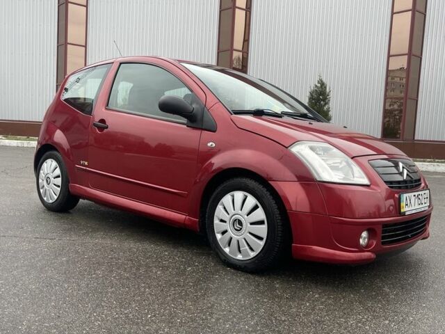 Красный Ситроен С2, объемом двигателя 1.4 л и пробегом 225 тыс. км за 3800 $, фото 8 на Automoto.ua