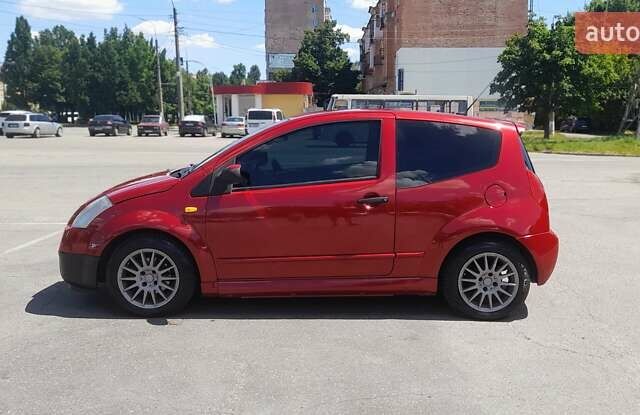 Красный Ситроен С2, объемом двигателя 1.4 л и пробегом 112 тыс. км за 3700 $, фото 2 на Automoto.ua