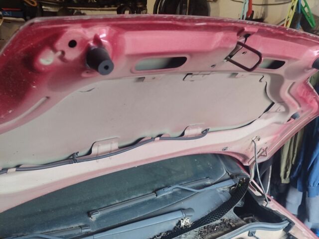 Красный Ситроен С2, объемом двигателя 1.6 л и пробегом 105 тыс. км за 2200 $, фото 5 на Automoto.ua