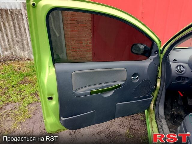 Ситроен С2, объемом двигателя 1.4 л и пробегом 190 тыс. км за 3300 $, фото 5 на Automoto.ua