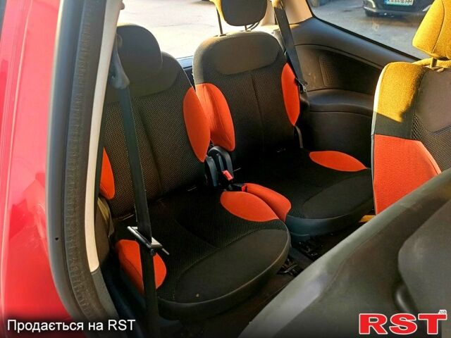 Сітроен С2, об'ємом двигуна 1.4 л та пробігом 100 тис. км за 1850 $, фото 5 на Automoto.ua