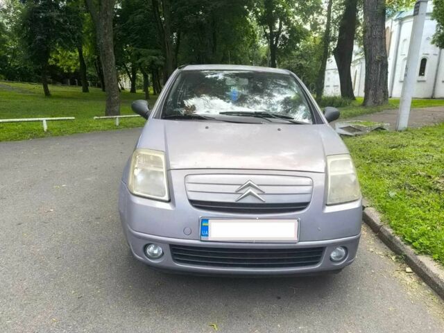 Сірий Сітроен С2, об'ємом двигуна 1.4 л та пробігом 244 тис. км за 3000 $, фото 4 на Automoto.ua