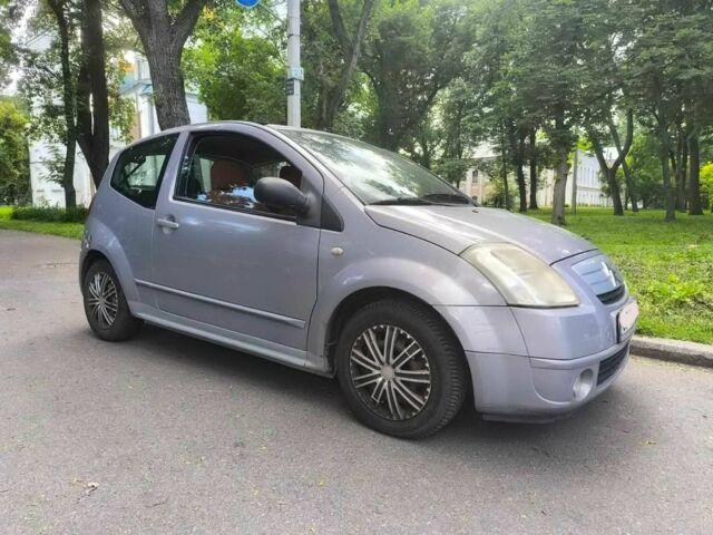 Сірий Сітроен С2, об'ємом двигуна 1.4 л та пробігом 244 тис. км за 3000 $, фото 3 на Automoto.ua