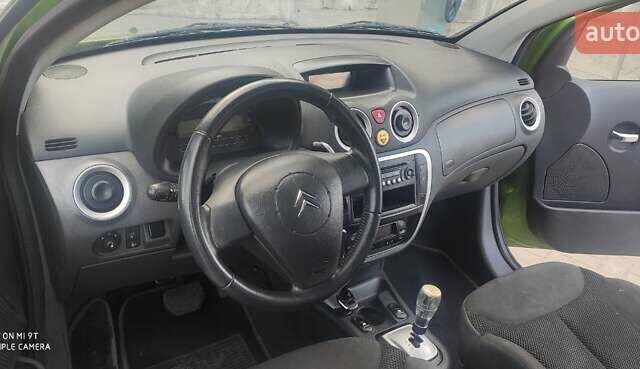 Зеленый Ситроен С2, объемом двигателя 1.36 л и пробегом 172 тыс. км за 3200 $, фото 8 на Automoto.ua