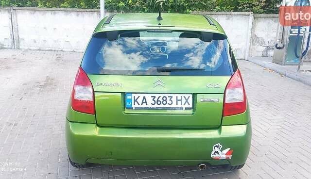 Зеленый Ситроен С2, объемом двигателя 1.36 л и пробегом 172 тыс. км за 3200 $, фото 4 на Automoto.ua