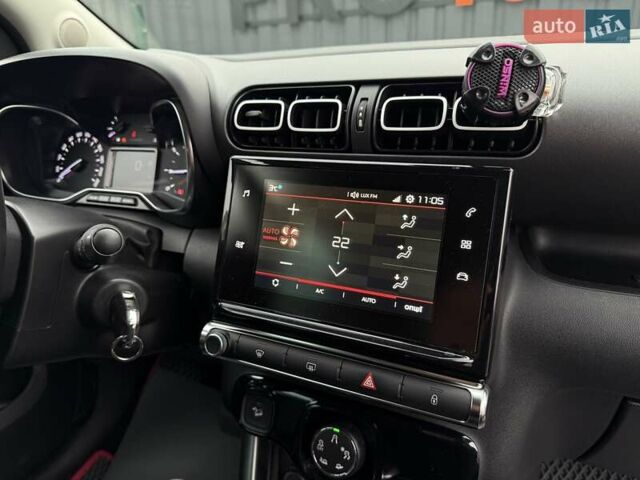 Белый Ситроен C3 Aircross, объемом двигателя 1.2 л и пробегом 68 тыс. км за 19800 $, фото 21 на Automoto.ua