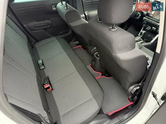 Белый Ситроен C3 Aircross, объемом двигателя 1.2 л и пробегом 68 тыс. км за 19800 $, фото 23 на Automoto.ua