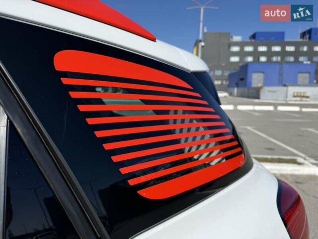 Білий Сітроен C3 Aircross, об'ємом двигуна 1.2 л та пробігом 63 тис. км за 13800 $, фото 6 на Automoto.ua