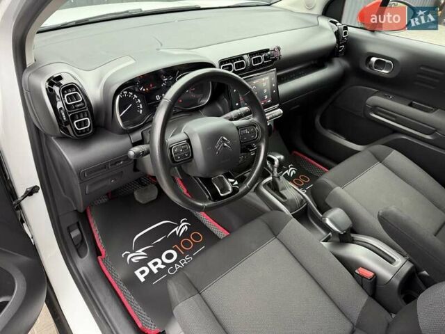 Белый Ситроен C3 Aircross, объемом двигателя 1.2 л и пробегом 68 тыс. км за 19800 $, фото 16 на Automoto.ua