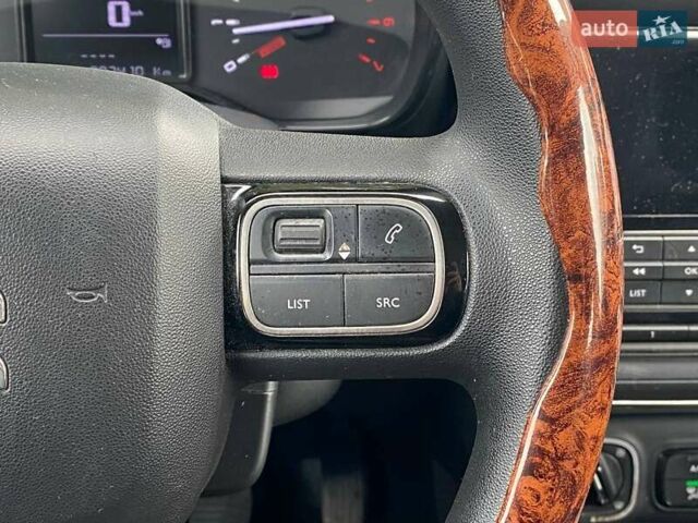 Белый Ситроен C3 Aircross, объемом двигателя 1.2 л и пробегом 87 тыс. км за 10990 $, фото 20 на Automoto.ua