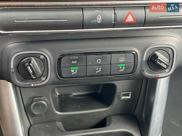 Белый Ситроен C3 Aircross, объемом двигателя 1.2 л и пробегом 87 тыс. км за 10990 $, фото 16 на Automoto.ua