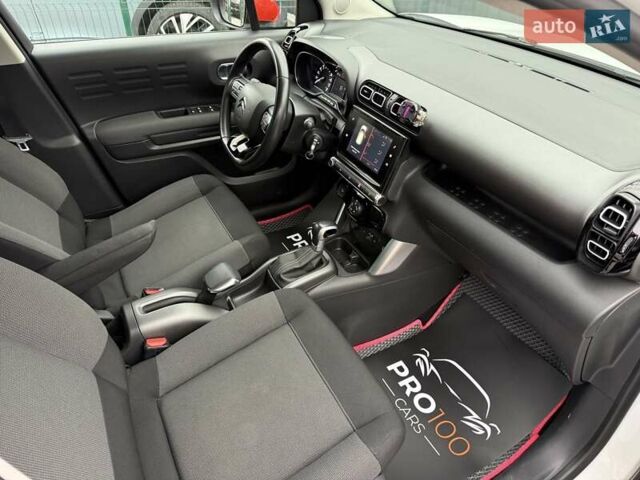 Белый Ситроен C3 Aircross, объемом двигателя 1.2 л и пробегом 68 тыс. км за 19800 $, фото 22 на Automoto.ua