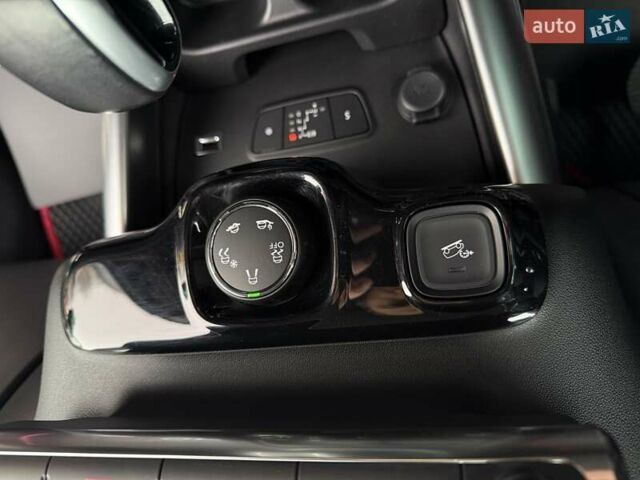 Белый Ситроен C3 Aircross, объемом двигателя 1.2 л и пробегом 68 тыс. км за 19800 $, фото 25 на Automoto.ua