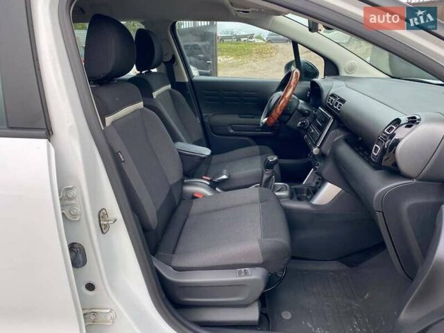 Белый Ситроен C3 Aircross, объемом двигателя 1.2 л и пробегом 87 тыс. км за 11990 $, фото 11 на Automoto.ua