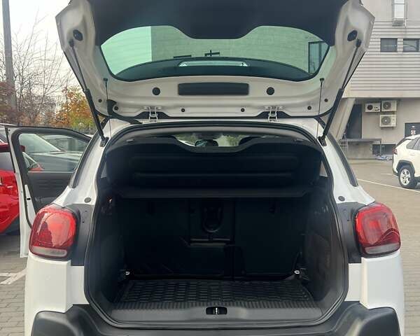 Белый Ситроен C3 Aircross, объемом двигателя 1.5 л и пробегом 83 тыс. км за 17360 $, фото 11 на Automoto.ua