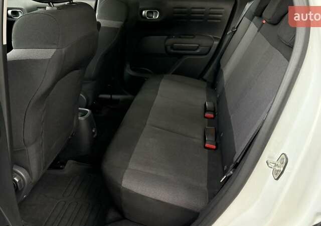 Ситроен C3 Aircross 2019 в Киеве на Automoto.ua Белый Ситроен C3 Aircross, объемом двигателя 1.2 л и пробегом 109 тыс. км за 13800 $, фото 6 на Automoto.ua