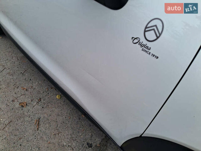 Белый Ситроен C3 Aircross, объемом двигателя 1.5 л и пробегом 65 тыс. км за 12500 $, фото 5 на Automoto.ua