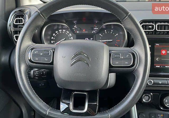 Ситроен C3 Aircross 2019 в Ивано-Франковске на Automoto.ua Белый Ситроен C3 Aircross, объемом двигателя 1.2 л и пробегом 47 тыс. км за 15800 $, фото 25 на Automoto.ua
