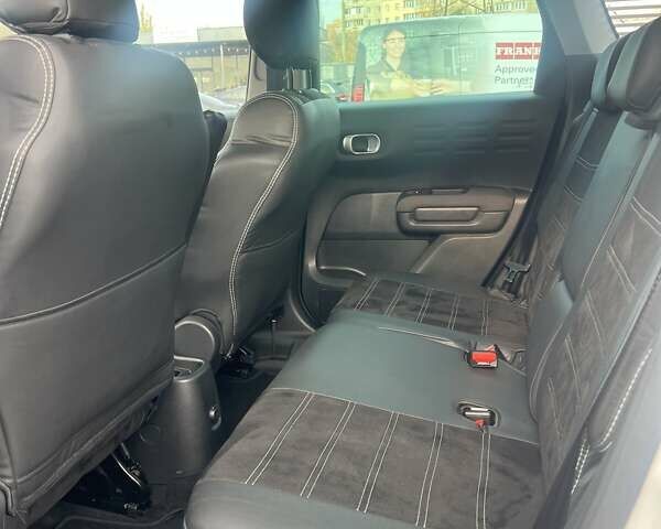 Белый Ситроен C3 Aircross, объемом двигателя 1.5 л и пробегом 83 тыс. км за 17360 $, фото 8 на Automoto.ua