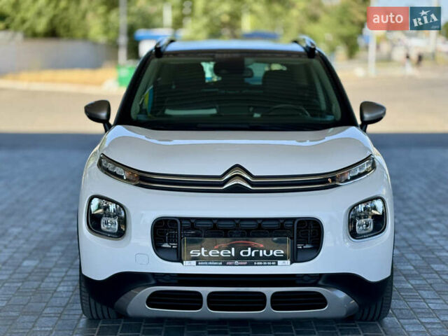 Білий Сітроен C3 Aircross, об'ємом двигуна 1.2 л та пробігом 77 тис. км за 17699 $, фото 1 на Automoto.ua