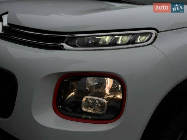 Белый Ситроен C3 Aircross, объемом двигателя 1.5 л и пробегом 58 тыс. км за 17500 $, фото 10 на Automoto.ua