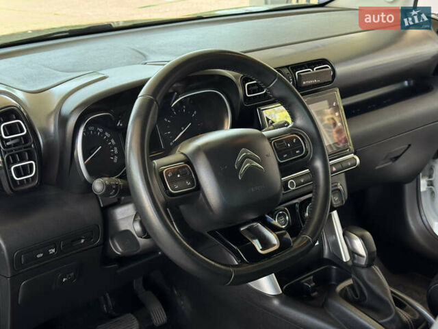Білий Сітроен C3 Aircross, об'ємом двигуна 1.2 л та пробігом 77 тис. км за 16999 $, фото 5 на Automoto.ua