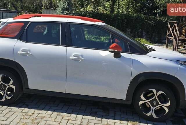 Білий Сітроен C3 Aircross, об'ємом двигуна 1.2 л та пробігом 120 тис. км за 18000 $, фото 2 на Automoto.ua