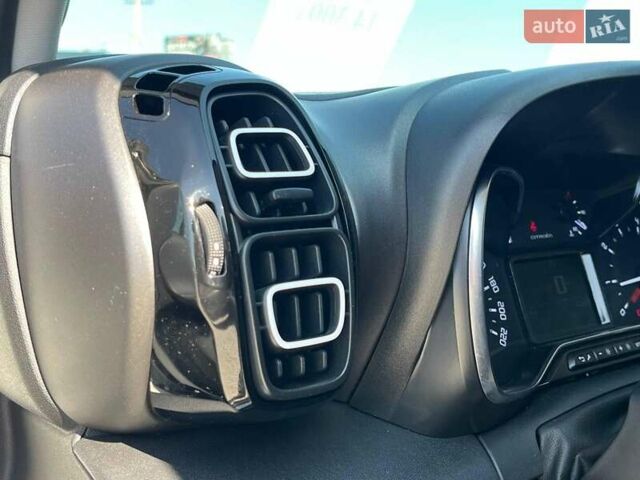 Белый Ситроен C3 Aircross, объемом двигателя 1.5 л и пробегом 191 тыс. км за 13540 $, фото 17 на Automoto.ua