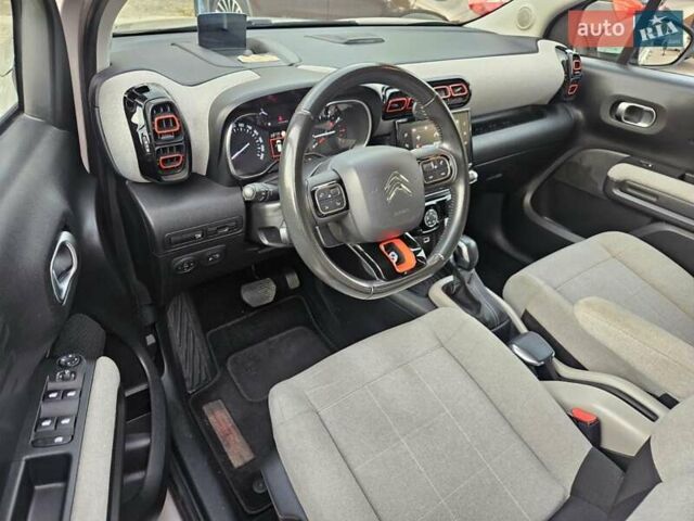Бежевый Ситроен C3 Aircross, объемом двигателя 1.3 л и пробегом 62 тыс. км за 15000 $, фото 14 на Automoto.ua