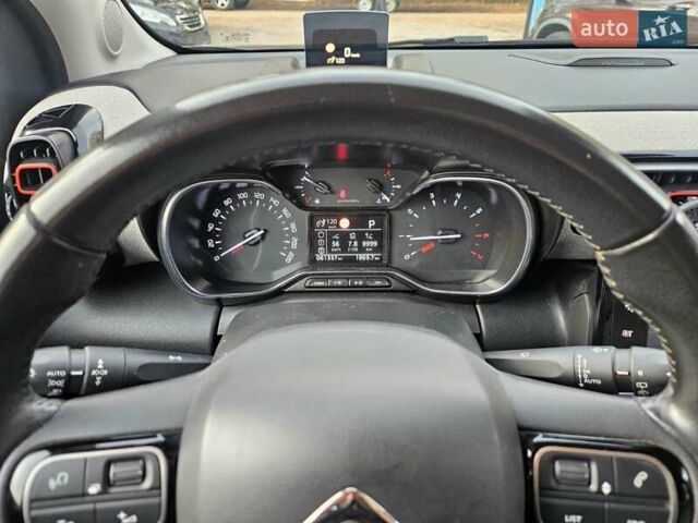 Бежевый Ситроен C3 Aircross, объемом двигателя 1.3 л и пробегом 62 тыс. км за 15000 $, фото 15 на Automoto.ua