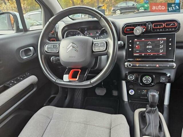 Бежевый Ситроен C3 Aircross, объемом двигателя 1.3 л и пробегом 62 тыс. км за 15000 $, фото 11 на Automoto.ua