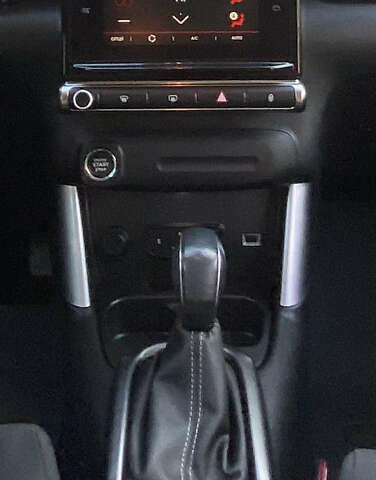 Красный Ситроен C3 Aircross, объемом двигателя 1.5 л и пробегом 182 тыс. км за 13900 $, фото 12 на Automoto.ua