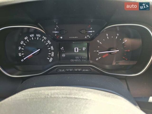 Красный Ситроен C3 Aircross, объемом двигателя 1.5 л и пробегом 64 тыс. км за 18000 $, фото 18 на Automoto.ua