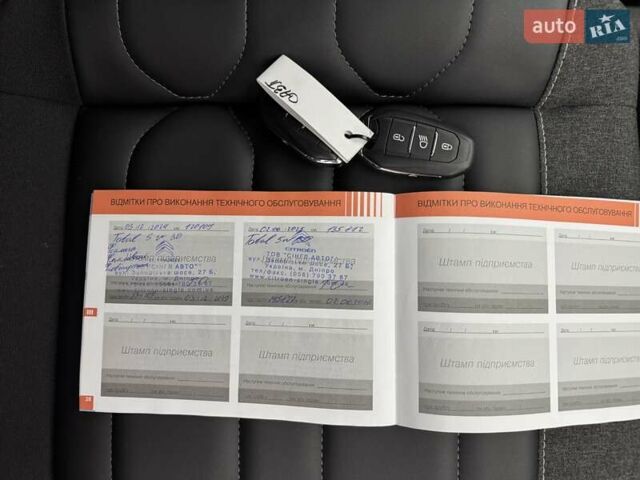 Красный Ситроен C3 Aircross, объемом двигателя 1.5 л и пробегом 137 тыс. км за 18652 $, фото 25 на Automoto.ua