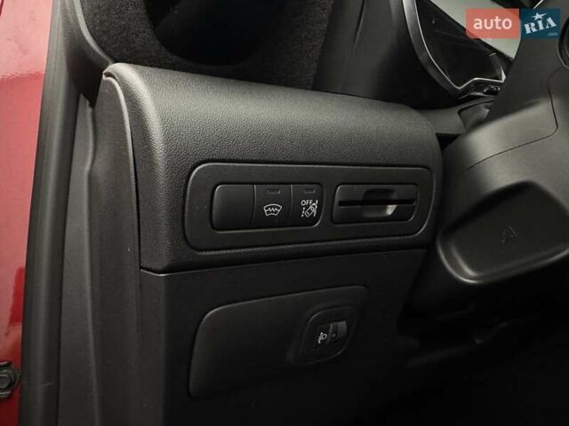 Красный Ситроен C3 Aircross, объемом двигателя 1.5 л и пробегом 137 тыс. км за 18652 $, фото 19 на Automoto.ua