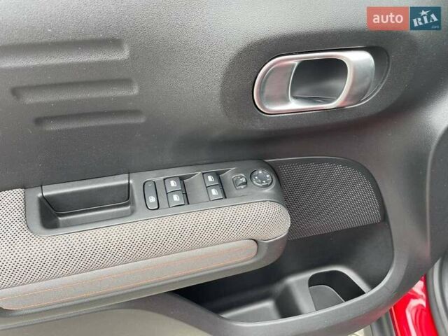 Красный Ситроен C3 Aircross, объемом двигателя 1.5 л и пробегом 27 тыс. км за 18999 $, фото 19 на Automoto.ua