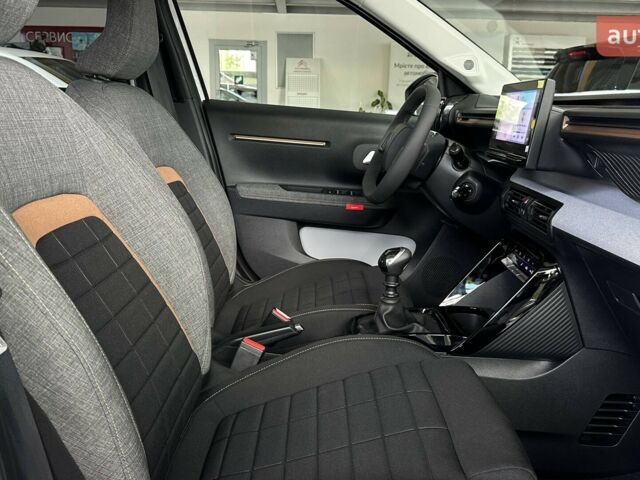 Сітроен C3 Aircross, об'ємом двигуна 1.2 л та пробігом 0 тис. км за 21128 $, фото 22 на Automoto.ua