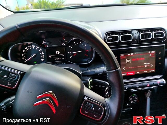 Серый Ситроен C3 Aircross, объемом двигателя 1.6 л и пробегом 75 тыс. км за 16500 $, фото 6 на Automoto.ua