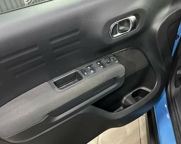 Синій Сітроен C3 Aircross, об'ємом двигуна 1.2 л та пробігом 123 тис. км за 10700 $, фото 6 на Automoto.ua