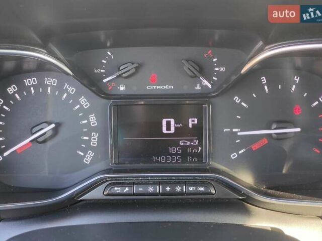 Помаранчевий Сітроен C3 Aircross, об'ємом двигуна 1.2 л та пробігом 148 тис. км за 11500 $, фото 2 на Automoto.ua
