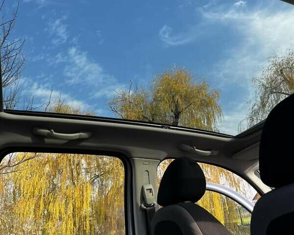 Білий Сітроен С3 Пікассо, об'ємом двигуна 1.4 л та пробігом 162 тис. км за 5000 $, фото 11 на Automoto.ua