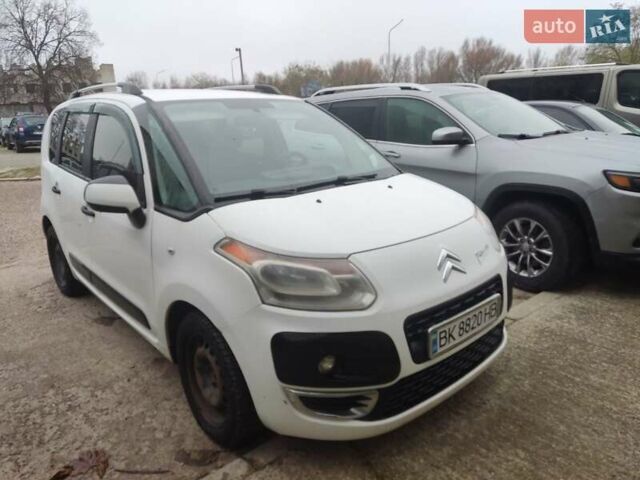 Білий Сітроен С3 Пікассо, об'ємом двигуна 1.6 л та пробігом 218 тис. км за 5200 $, фото 25 на Automoto.ua