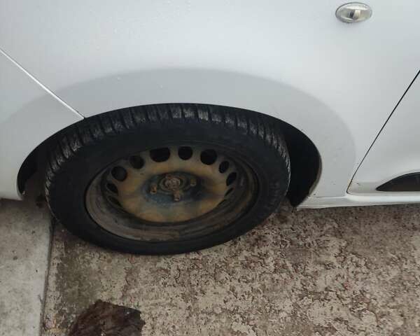 Білий Сітроен С3 Пікассо, об'ємом двигуна 1.6 л та пробігом 218 тис. км за 5200 $, фото 23 на Automoto.ua