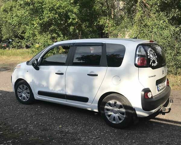 Білий Сітроен С3 Пікассо, об'ємом двигуна 1.4 л та пробігом 130 тис. км за 8200 $, фото 3 на Automoto.ua