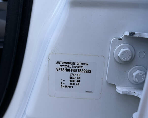 Білий Сітроен С3 Пікассо, об'ємом двигуна 1.4 л та пробігом 162 тис. км за 5950 $, фото 10 на Automoto.ua