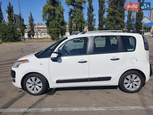 Белый Ситроен С3 Пикассо, объемом двигателя 1.6 л и пробегом 104 тыс. км за 6000 $, фото 1 на Automoto.ua