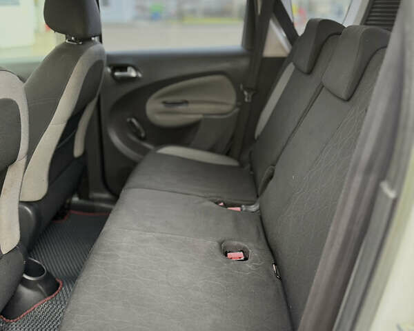 Белый Ситроен С3 Пикассо, объемом двигателя 1.56 л и пробегом 163 тыс. км за 7499 $, фото 7 на Automoto.ua