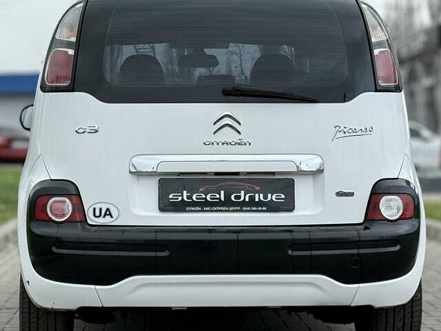 Белый Ситроен С3 Пикассо, объемом двигателя 1.56 л и пробегом 163 тыс. км за 7499 $, фото 3 на Automoto.ua